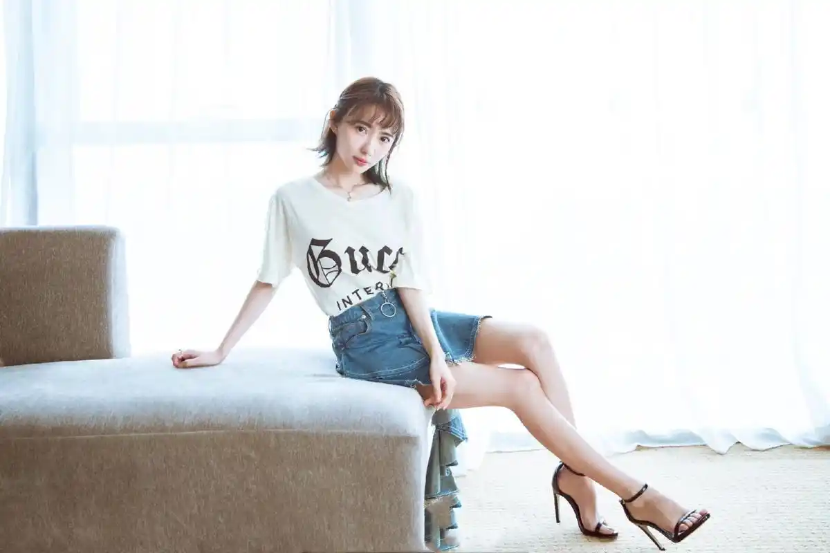 "诺澜"刘萌萌齐肩短发,清纯又性感,原来可以这样美!