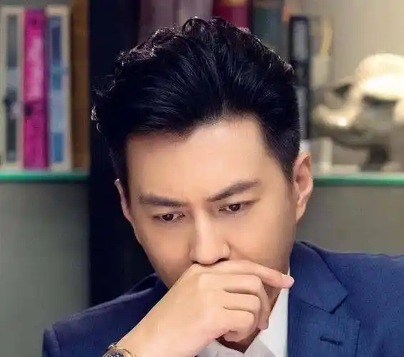 靳东坎坷爱情,27年爱4个富贵花,为何只钟情二婚女人?_李佳_感情_江珊