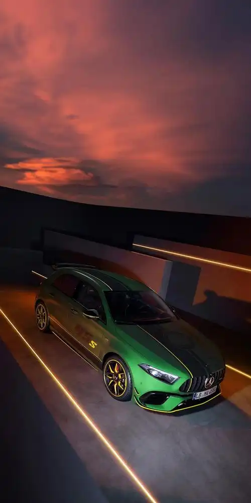 这款车号称地表最强67奔驰小钢炮