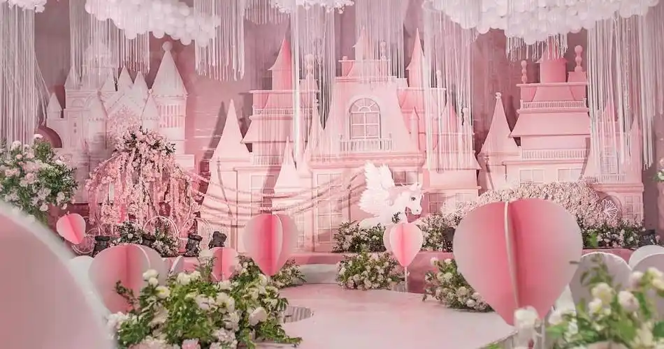 粉色系的婚礼现场怎么布置粉色婚礼布置指南