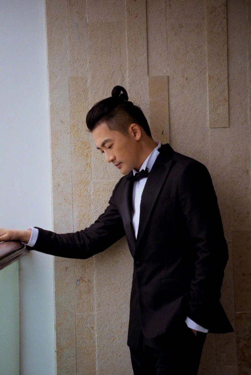 47岁苏有朋晒新发型,帅气不输小鲜肉,感觉就像20几岁