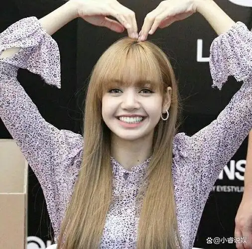 韩国第一夫人携朴彩英出席apec,lisa的欧美之路却遇阻