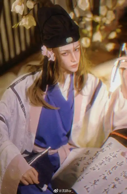 沈辞er超话#cos##江南百景图##江南百景图唐伯虎#【卷发】7215揪