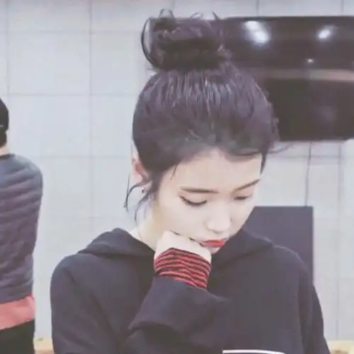 李知恩iu女生头像爱豆头by姜甜软