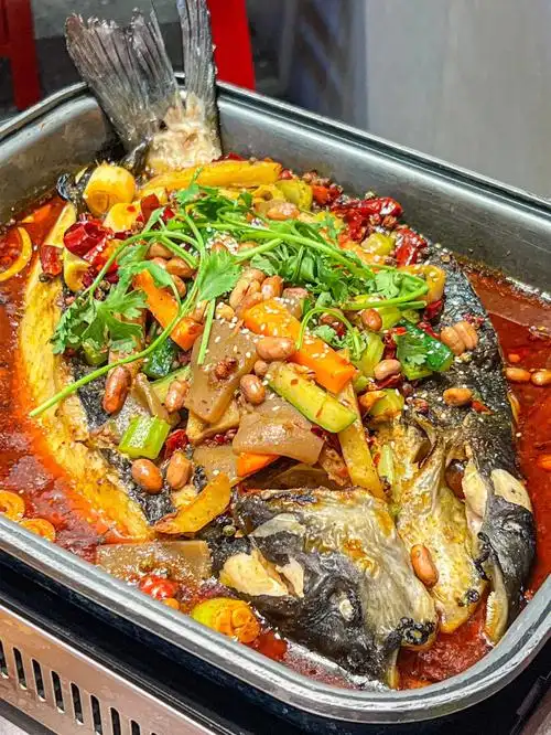 坐20站地铁也要吃的正宗万州烤鱼
