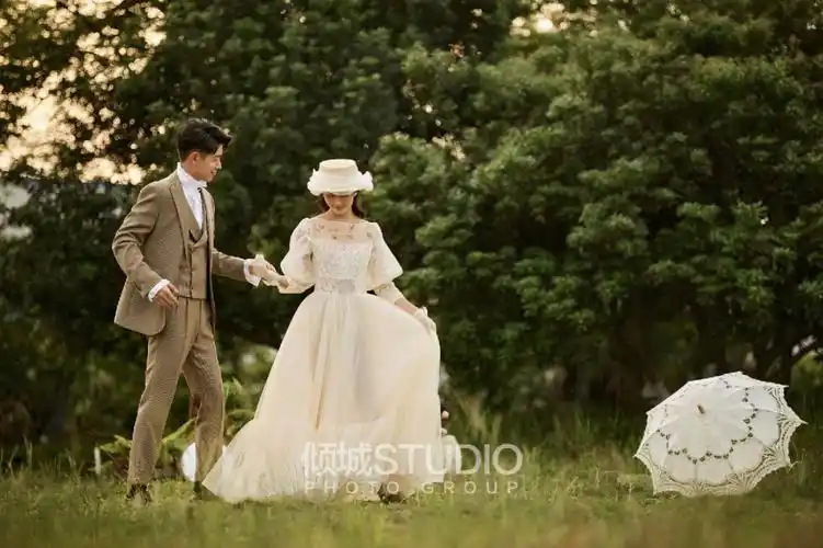 婚纱照婚纱风格外景