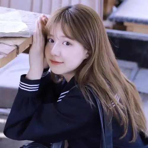 简单干净的清纯jk微信头像,女生头像图片-回车桌面