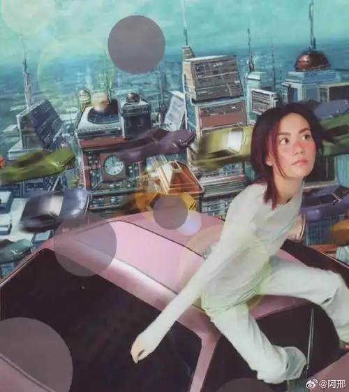 全世界90年代都在展望2000年的千禧年    图片为王菲在1998年发行的名