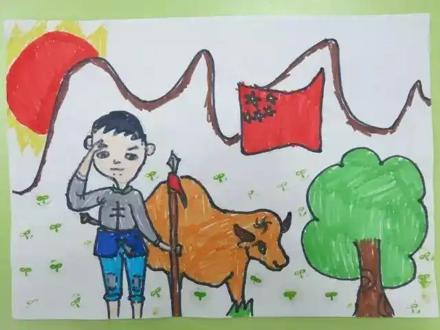 但年纪太小参军未被允许,成为了一个手拿红缨枪的儿童团员