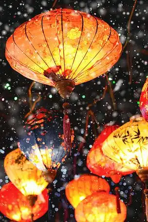 灯笼唯美雪景哈尔滨冰雪滑雪过年旅游详情页喜庆春节新春兔年过年汽车