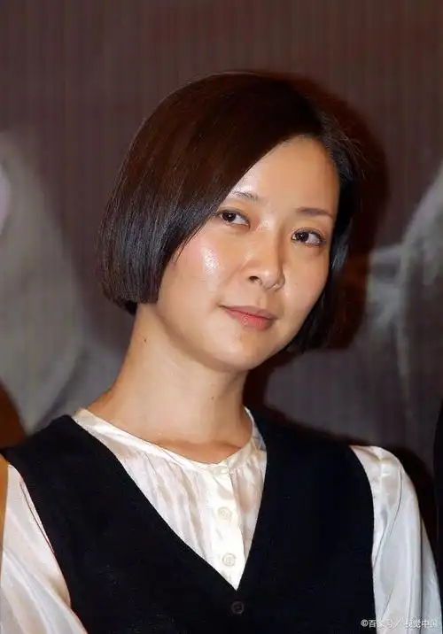 提到柯蓝,大家都会想到一个在娱乐圈里崭露头角的女演员.