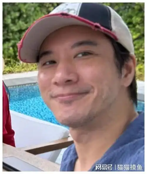 王力宏带父母游三亚王力宏胡子拉碴像大叔父母容光焕发心情佳