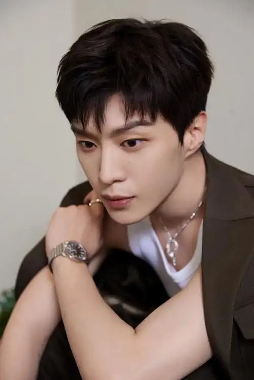 范丞丞超话时间之外,是轻松和自由.