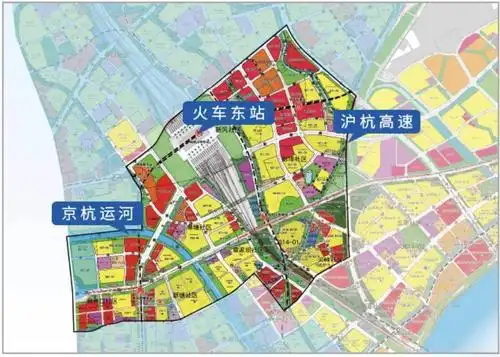 整个规划中整个城东新城的布局为1轴3板块:"一心":是杭州东站,以此为