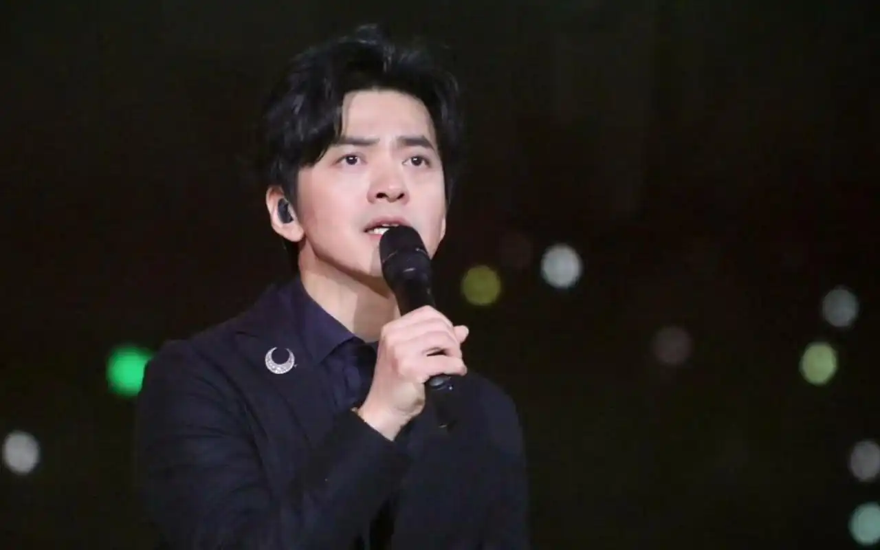 【李健】成都演唱会高清直拍|传奇|4k hi-res