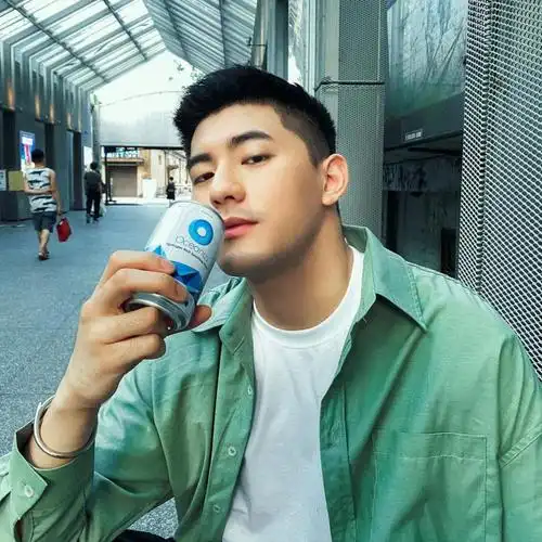 高中生男生发型 男士发型图100种-起航号