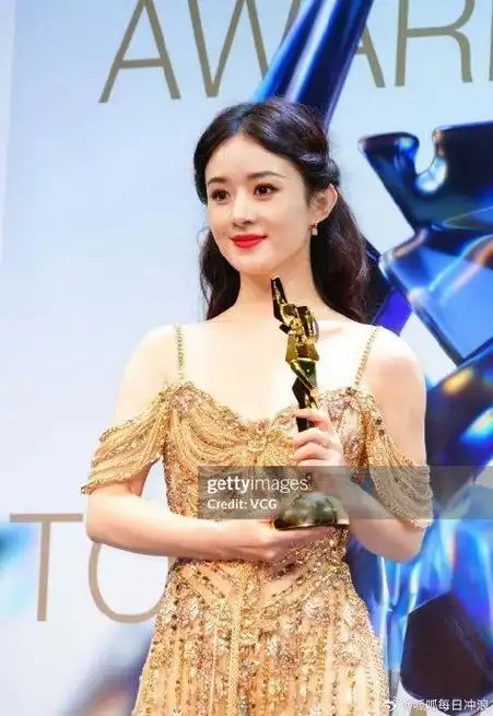 杨幂|唐嫣|angelababy_新浪新闻