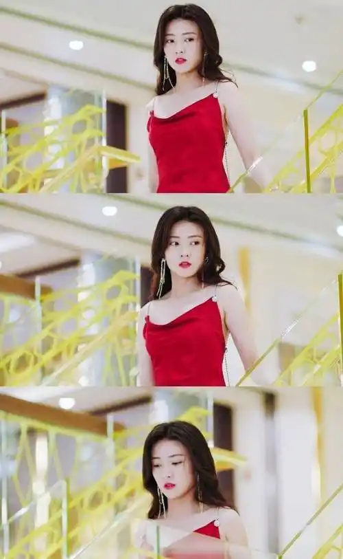 梁洁的生活照,和陈嘉欣真是判若两人!_邢昭林_新剧_复合