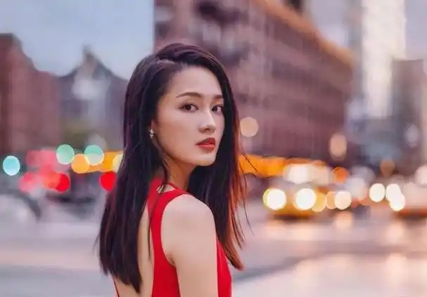 以为是假新闻,实则是真新闻,从张译到撒贝宁,个个离谱又惊人