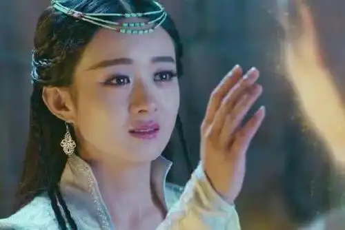 原创古装剧里面哭泣的女明星唐嫣面无表情最后一个哭得我心都碎了