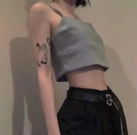 好看的女生头像真人半身我荒废的心会一直爱你