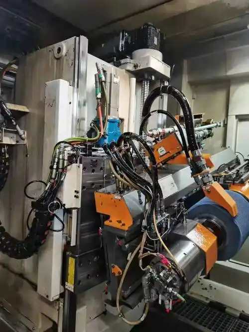 出售数控蜗杆砂轮成型磨齿机德国利勃海尔二手300高效磨齿机