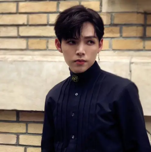 欲· 朱星杰 · 头像