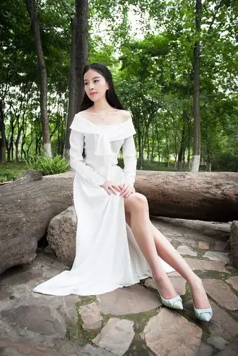 素裙美女秀 - 绝伦天然的日志 - 网易博客