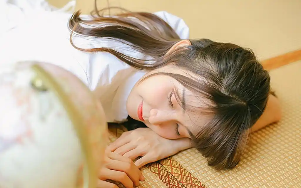 温柔娴静的气质美女,高清图片,电脑桌面-壁纸族