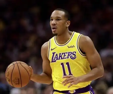 p>埃弗里·布拉德利(avery bradley),1990年11月26日出生于 a target