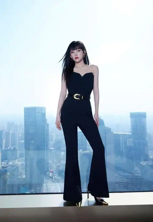 程潇齐刘海黑发##程潇雅诗兰黛彩妆挚友