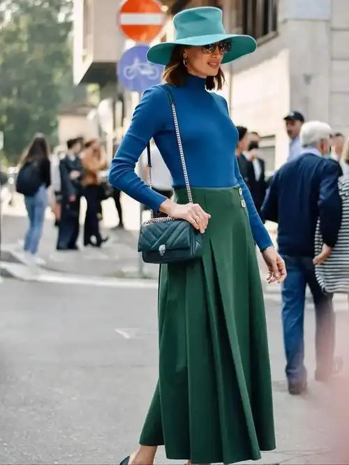 蓝色和绿色搭配什么颜色最好看蓝绿色搭配好看么