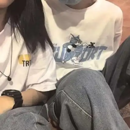 不露脸半身控情侣头像