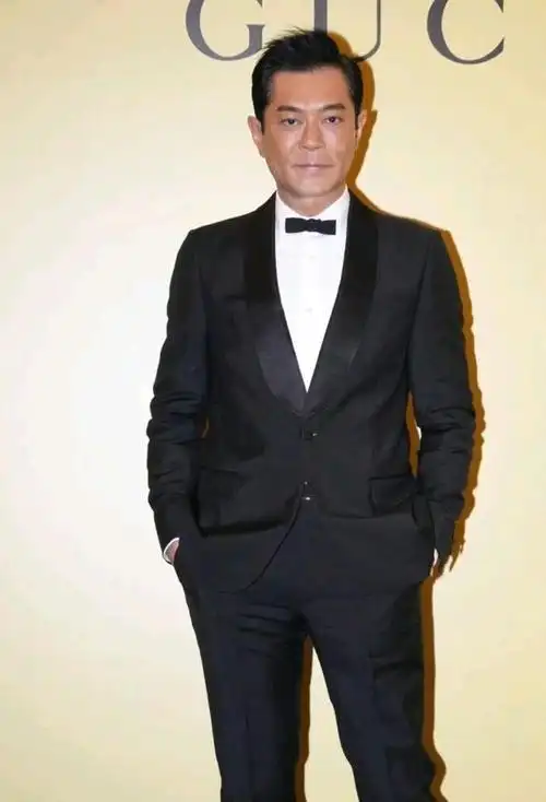 53岁古天乐最新亮相脸部浮肿僵硬被疑整容网友不像杨过了