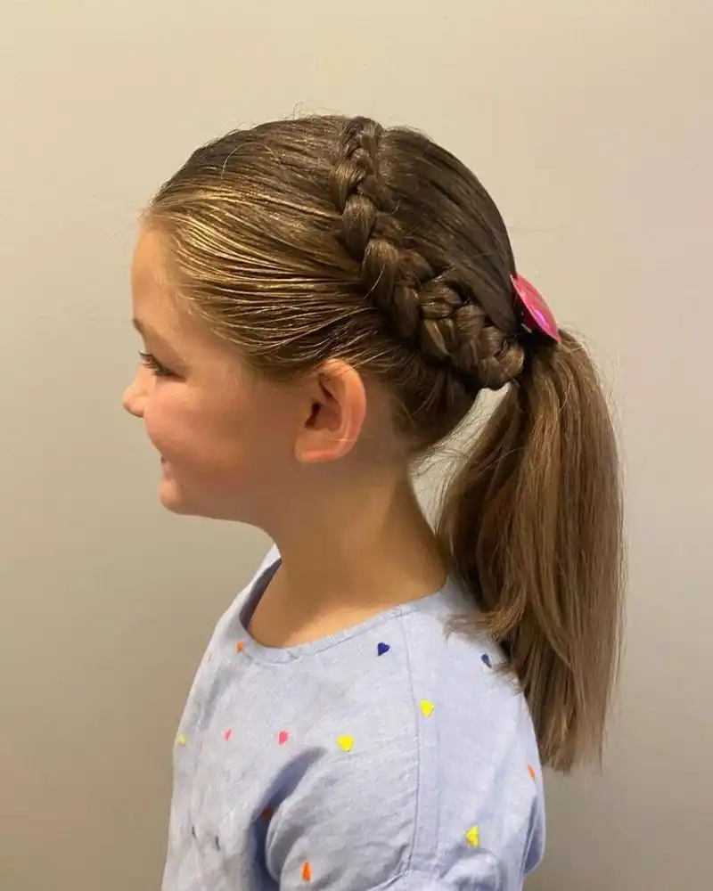 幼儿园日常发型|可爱小女孩立体爱心编发 #小女孩发型# #小女孩可爱