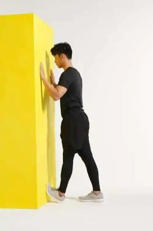 跑后7大拉伸动作,详细图解,告别肌肉腿