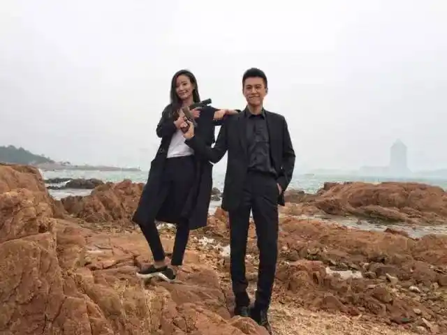 《守卫者 浮出水面》热播 韩雨芹"怼伤"老干部靳东