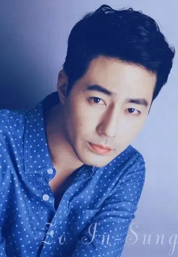 赵寅成 壁纸 明星 帅哥 大叔 男神