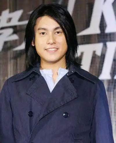 6,快递员朱孝天