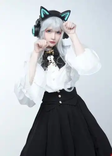 素颜也很美的coser