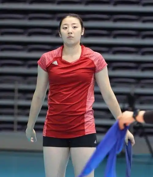 江苏女排容易出美女脸蛋好挺重要的_惠若琪_张常宁_朱婷