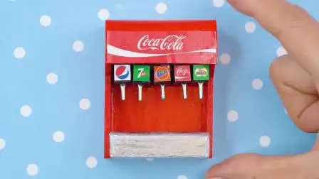 diy手作,芭比娃娃的迷你饮料贩卖机,宝宝的趣味手工
