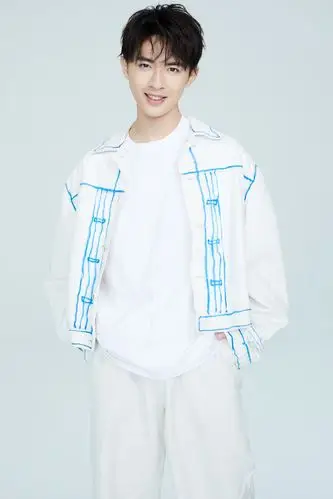 《奋斗吧,少年》今日开播 张逸杰演绎网球高手