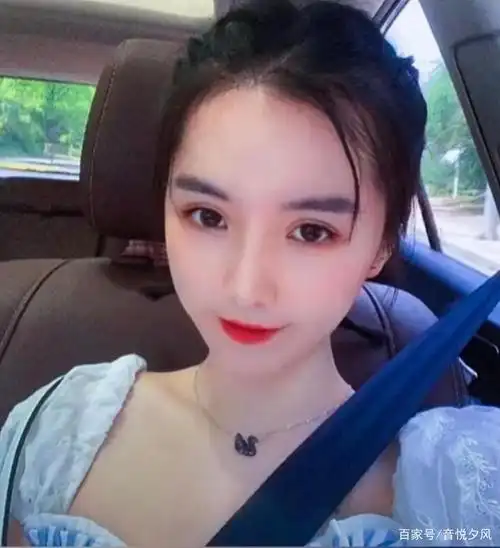 马化腾女儿马曼琳近照曝光旗袍风精致的东方美女