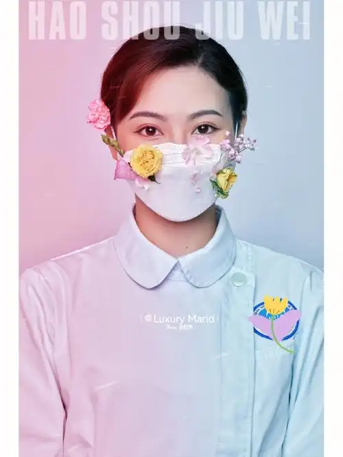 小护士的512春日限定花口罩护士照写
