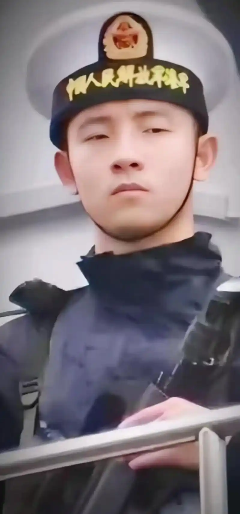 中国军人的眼神.杀气让敌人胆寒,但却是我们的守护神,不管是以 - 抖音