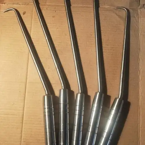 钢筋扎钩昆明小板桥扎钩,十毫米桩心钢打光钢筋钩,手柄耐敲,钩杆耐拽.