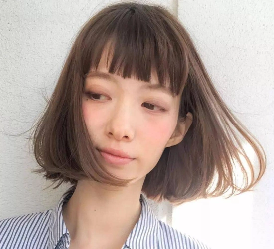 日系慵懒卷短发女,慵懒高贵的卷发还不快来?