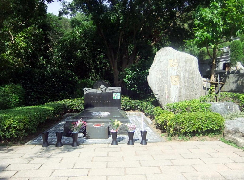 高以翔「包机」费花50万,墓地贵的吓人,因她葬在哪里?