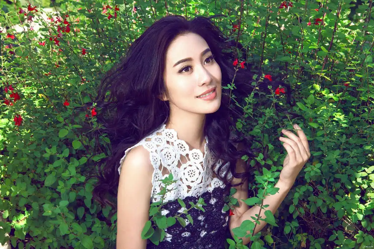 被下降头的叶璇开始低调了?微博画风少儿不宜,默默做事却很圈粉